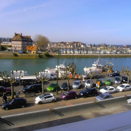 Au 112 Bis Apartamento Trouville-sur-Mer Exterior foto